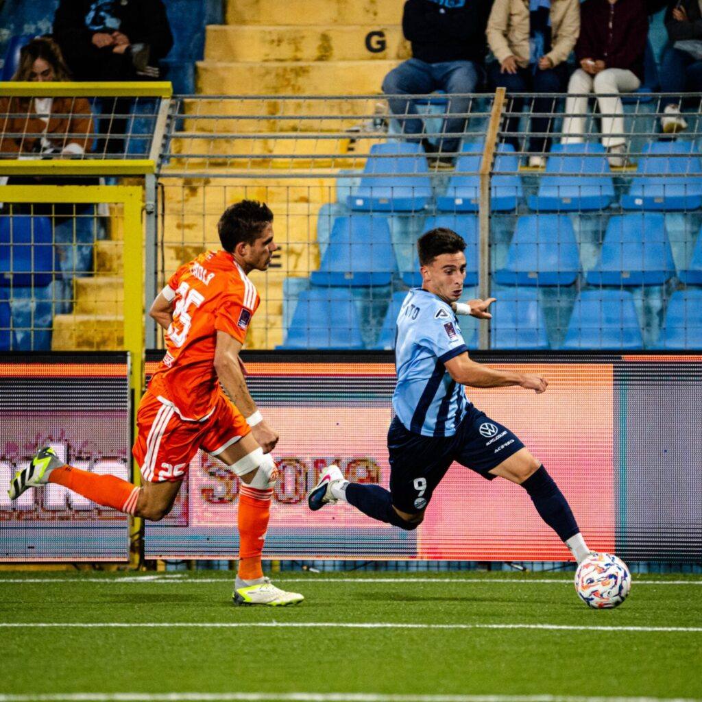A midfield battle at the Rigamonti-Ceppi between the blucelesti and orange-shirted Alcione: the matchday-nine clash ends 1-1.