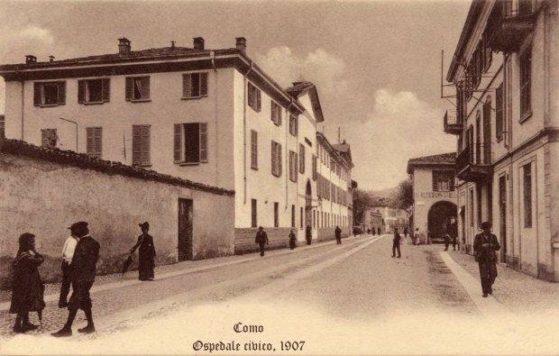 Sant'Anna in a 1907 postcard, when the civic hospital stood in Como: the hospital later moved to San Fermo della Battaglia, on Via Ravona.