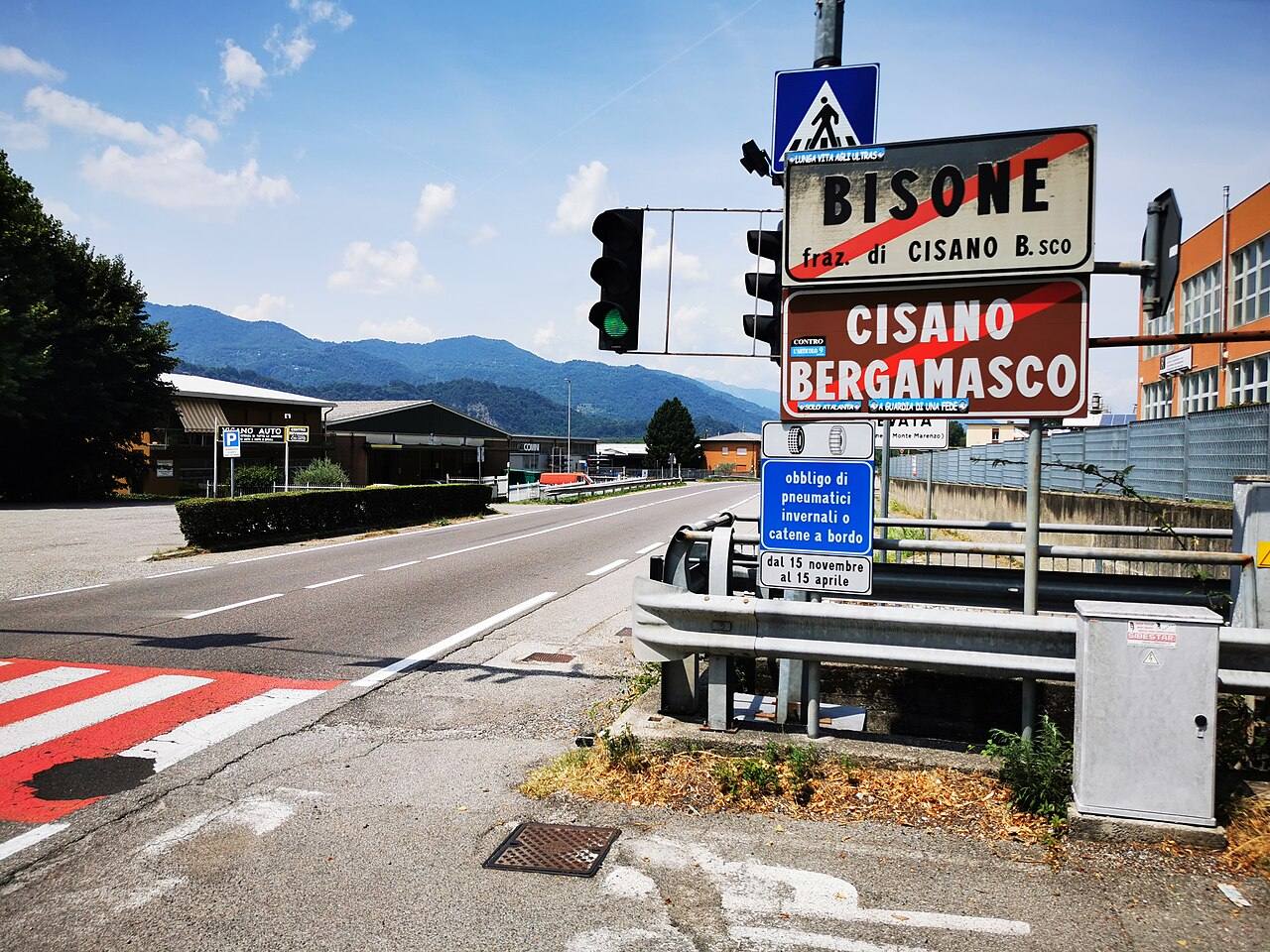State road 639 at Bisone, a hamlet of Cisano Bergamasco: the Bisone, Levata and Sala stretch whose widening and safety upgrade the mayors are calling for starts here.